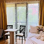 Amara в 10 Sunny Sluneční pobřeží