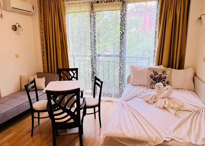 Amara в 10 Sunny * Σάνι Μπιτς